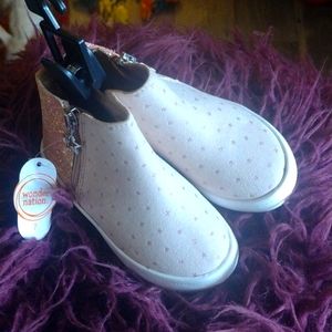 Wonder Nation Toddler Girl Flexible Outsole Shoes